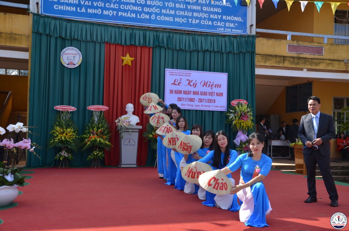 Lễ kỷ niệm 36 năm ngày nhà giáo Việt Nam